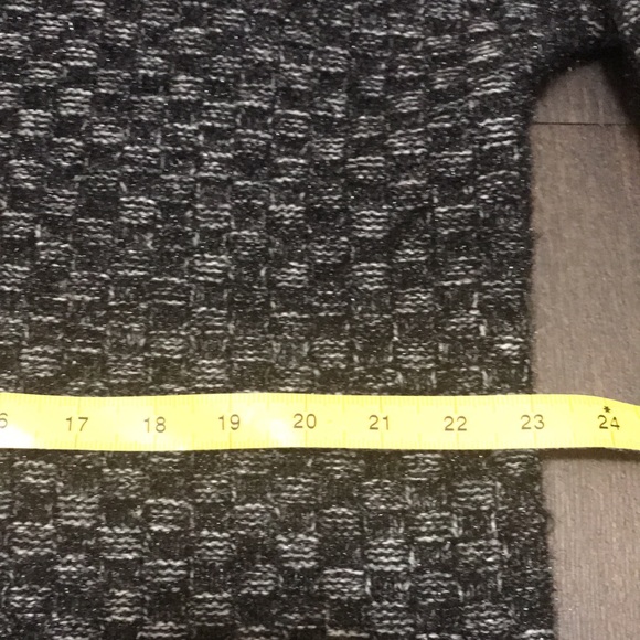 BCBGMAXAZRIA  Women's Black White Open  Front Long Cardigan Heavy Knit Size M - Picture 6 of 8